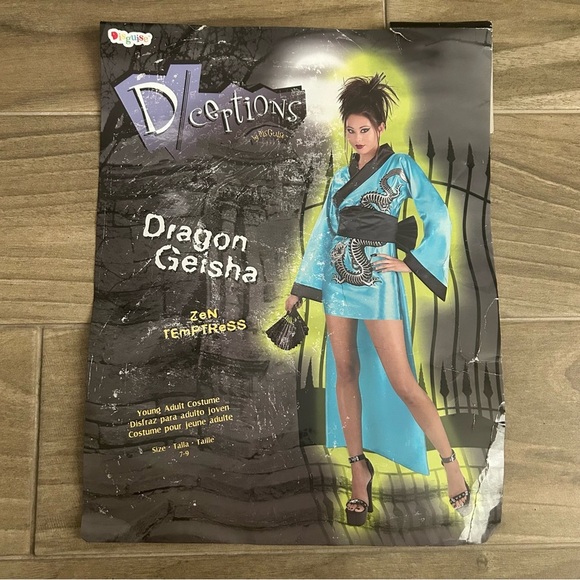 Dragon Geisha Costume - Picture 5 of 7